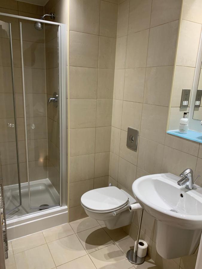 Modern, City Centre, Studio Apartment With Free Wifi, Gym Access, Netflix - West One Шефилд Екстериор снимка